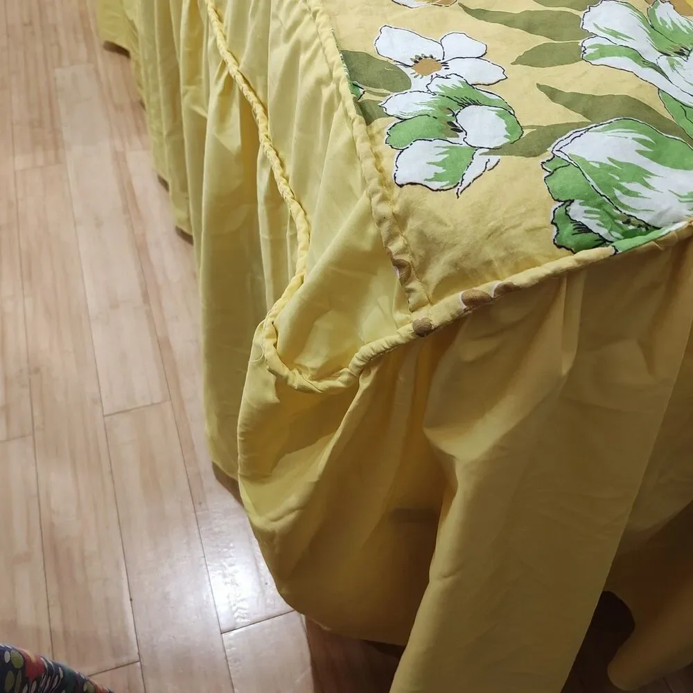 Vintage Bedspread - Double/Full - Floral Yellow Homemade 84